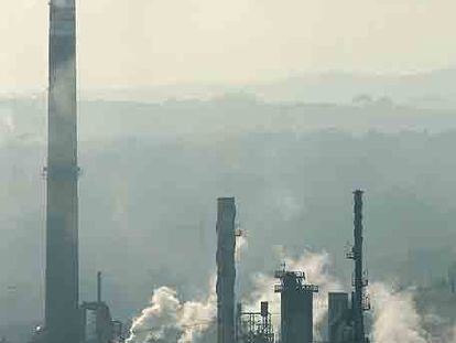 Industrias contaminantes en San Roque (Cádiz).