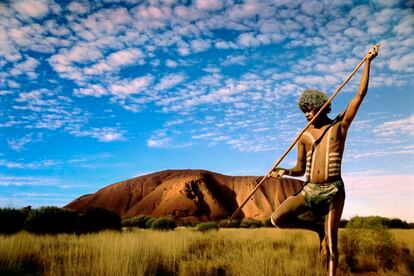 Cazador aborigen en Australia.