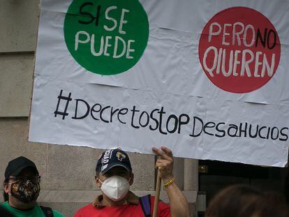 Protesta de la Plataforma de Afectados por la Hipoteca (PAH), para exigir una moratoria de desahucios.