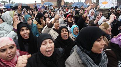 Manifestantes en Rabat el 20 de febrero de 2011.