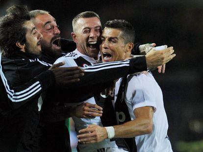 Cristiano Ronaldo celebra su segundo gol al Empoli.