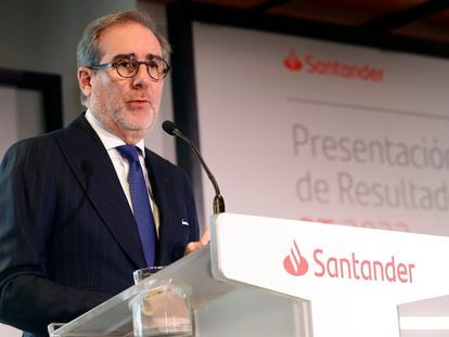 El consejero delegado de Banco Santander, Héctor Grisi, presentando los resultados del tercer trimestre, este miércoles en Boadilla del Monte (Madrid).