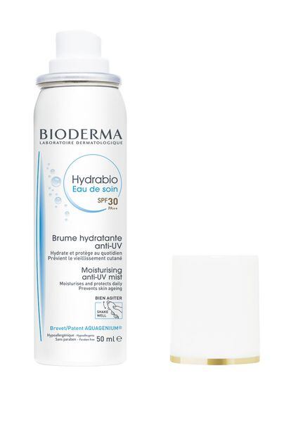 'Hydrabio' de Bioderma es la primera agua hidratante con protección solar incluida. Se aplica como toque final tras el maquillaje para proteger la piel del sol. Imprescindible este verano (10 euros aproximadamente).