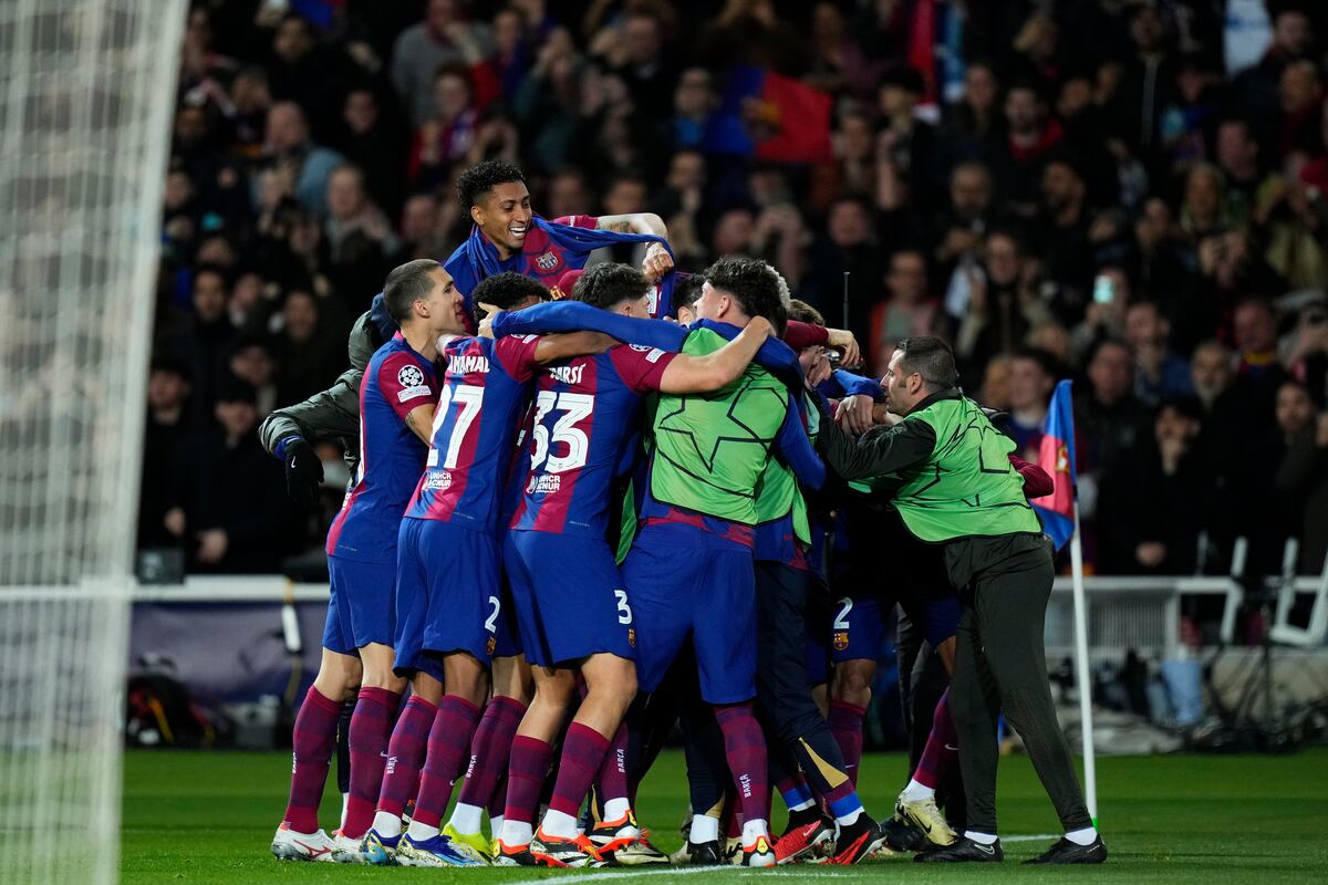 Barcelona – Nápoles, en directo | El Barça vence al Nápoles (3-1) y asegura su pase para los cuartos de final de la Champions League | Fútbol | Deportes