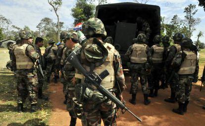 Entrenamiento militar en la localidad paraguaya de Tacuati.