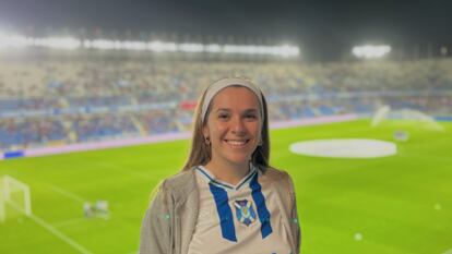 Adriana Tavío, aficionada del CD Tenerife.