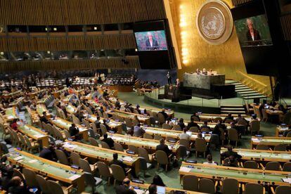 La primera ministra británica, Theresa May, se dirige a la Asamblea General en Nueva York.