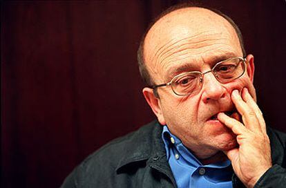 Manuel Vázquez Montalbán, fotografiado en el año 2000.