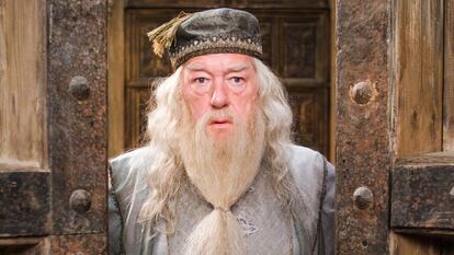 Michael Gambon, en la piel de Dumbledore, en un fotograma de una de las películas de 'Harry Potter'.