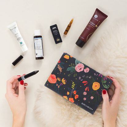 Consigue la cajita de belleza de Birchbox de noviembre con un 20% de descuento utilizando el código: BLACK20