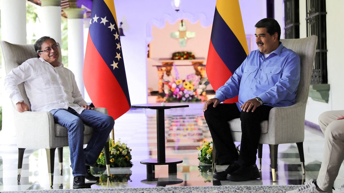 ¿Puede Colombia impulsar una hoja de ruta para una salida democrática en Venezuela?  |  Opinión