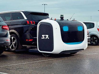 Así es el robot autónomo que aparcará tu coche en el aeropuerto