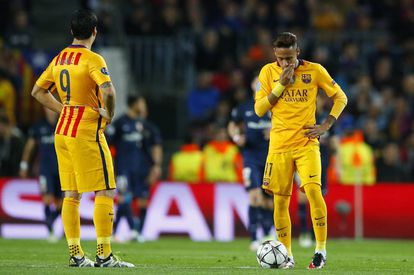 Luis Suárez y Neymar, en el partido ante el Atlético.