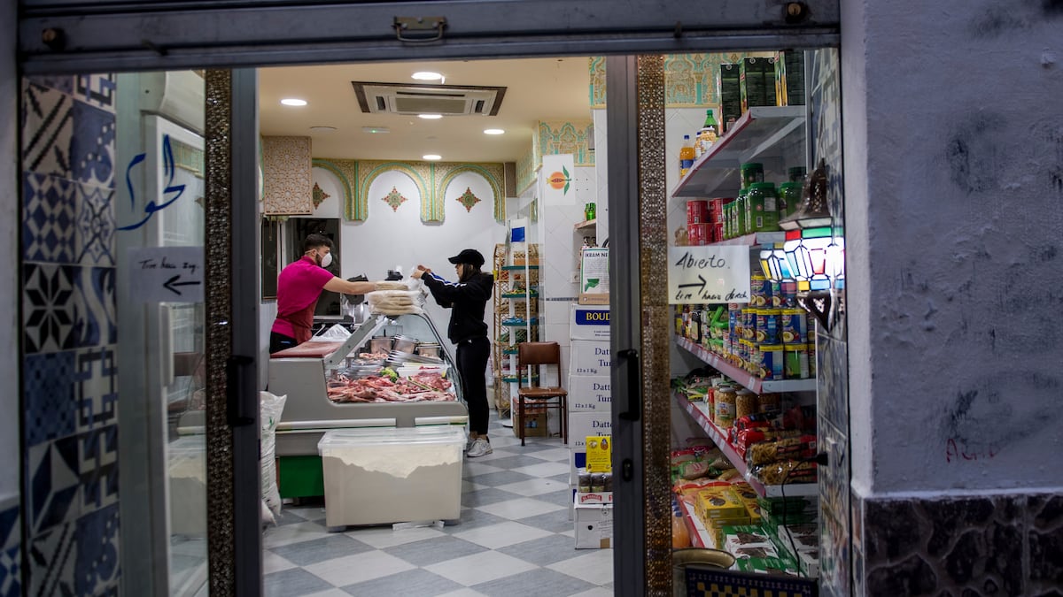 Estrasburgo dictamina que prohibir el sacrificio animal con los ritos ‘halal’ y ‘kosher’ no coarta la libertad religiosa | Sociedad