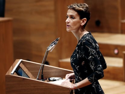 La presidenta del Gobierno de Navarra, María Chivite, en una intervención reciente en el Parlamento foral.