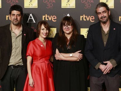 De izquierda a derecha, Cesc Gay, Paula Ortiz, Isabel Coixet y Fernando Leon de Aranoa, nominados a Mejor dirección, en la cena previa a los Goya, en Madrid.
