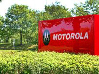Entrada a la sede de Motorola en Libertyville, Illinois.