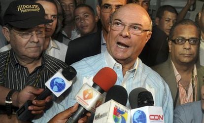 El expresidente Mejía, el domingo.