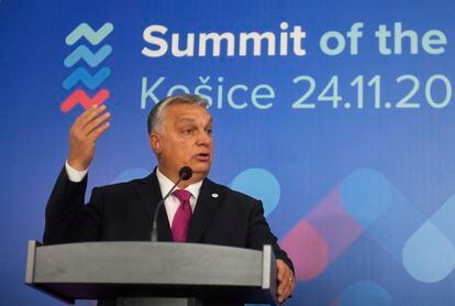 Viktor Orbán el pasado 24 de noviembre en Kosice, Eslovaquia, tras una reunión con el grupo de Visegrado.