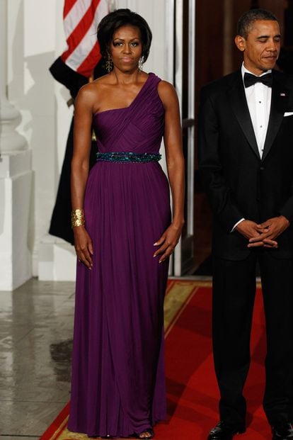 Los Obama recibieron al presidente surcoreano en la Casa Blanca y Michelle además homenajeó al país invitado con un vestido de Doo-Ri Chung, una diseñadora de origen coreano.