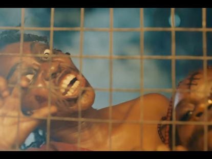 El nuevo vídeo de Naira Marley llega plagado de zombies y monstruos.