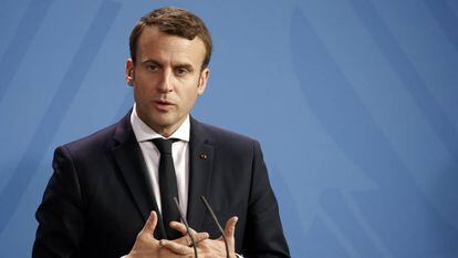 Emmanuel Macron durante la rueda de prensa con la canciller alemana Angela Merkel el 15 de mayo.