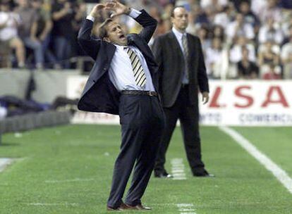 Muñoz, durante un partido como técnico del Villarreal