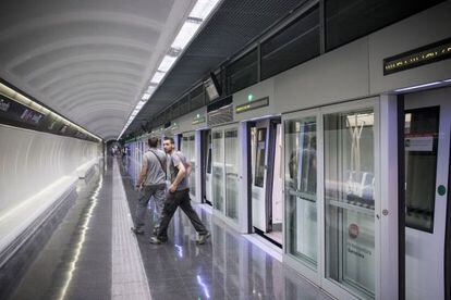 Estaci&oacute;n de la l&iacute;nea 9 del metro, en Barcelona.