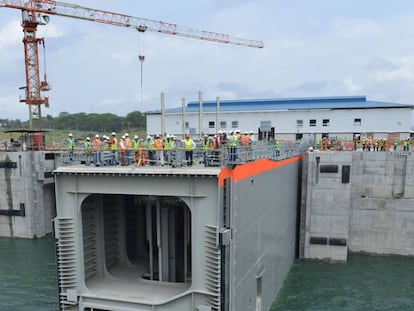 Una de las compuertas instaladas por el consorcio GUPC en el Canal de Panamá.