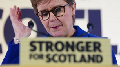 La primera ministra escocesa, Nicola Sturgeon, realiza un declaración pública en Edimburgo tras conocerse la sentecia de la Corte Suprema del Reino Unido.