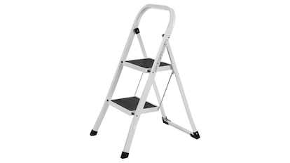 Práctica y novedosa escalera plegable 👨‍🏭 ideal para un garaje