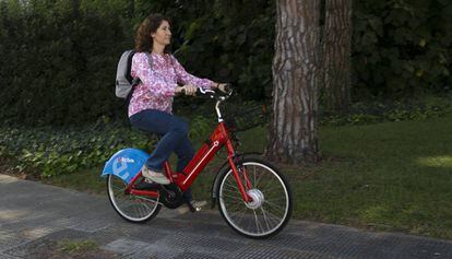 Una de las bicicletas del nuevo servicio público compartido metropolitano, el eBicibox.