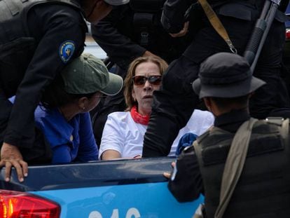 Manifestantes detenidas el sábado en Managua.