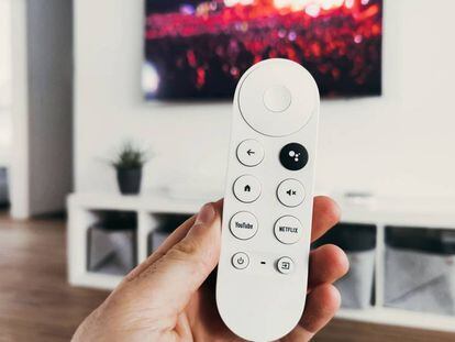 Controla el volumen de tu televisor o barra de sonido usando el mando del Chromecast