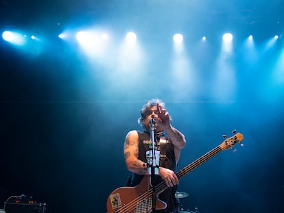 Mike Burkett, alias 'Fat Mike', durante un concierto en Oregón en 2022.