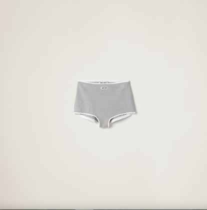 Shorts-braga, de Miu Miu.