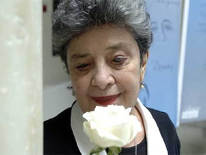 La poeta Claribel Alegría, en el Festival Internacional de Poesía de Granada de este año.