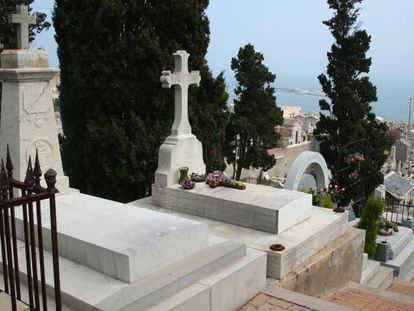 Tomba de Paul Valéry, al cementiri de Sète, França.