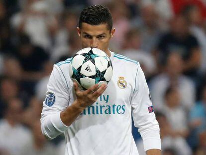 Cristiano Ronaldo durante el encuentro entre el Real Madrid y el Apoel