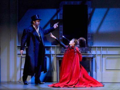 Joaquín Notario y Marta Poveda en 'La dama duende'.