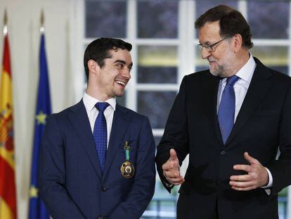 Javier Fernandez, junto a Rajoy en Moncloa.