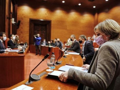 Un momento de la reunión de la mesa de partidos del Parlamento catalán.