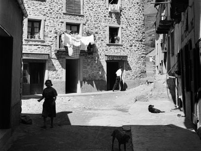 Una escena dels Pirineus, a Andorra el 1952.