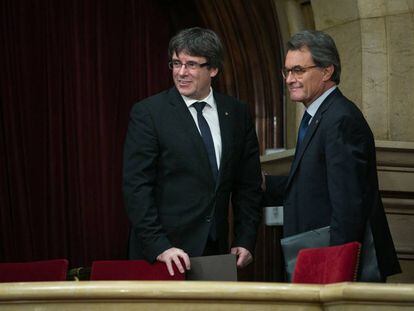Carles Puigdemont, comparece ante el Parlament para dar explicaciones sobre los resulatados del referendum del 1 de octubre.