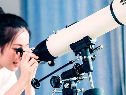 Con este telescopio puedes hacer fotos con el móvil, y es de Xiaomi