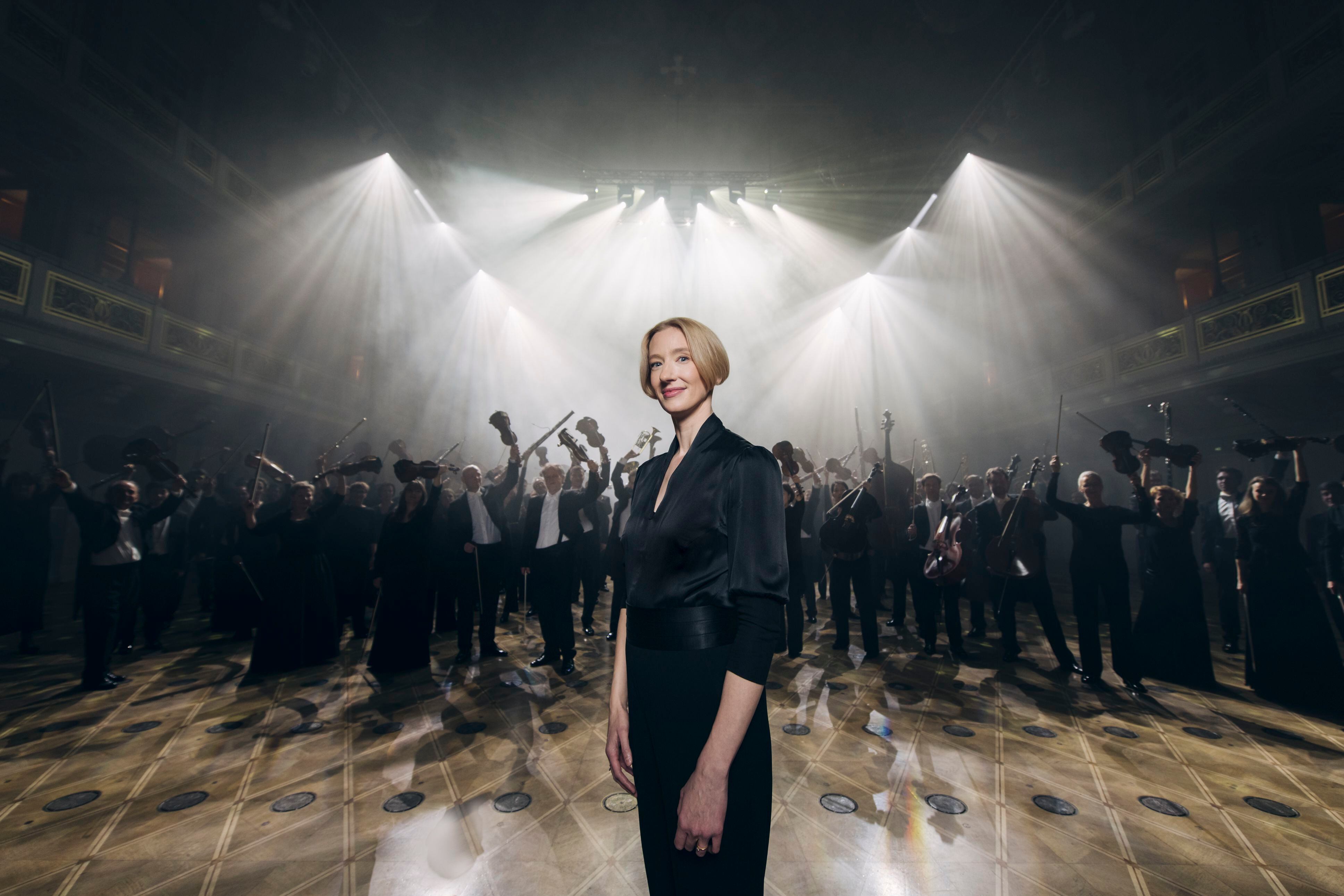 Joana Mallwitz, directora de orquesta: “La autoridad se consigue con el respeto mutuo”