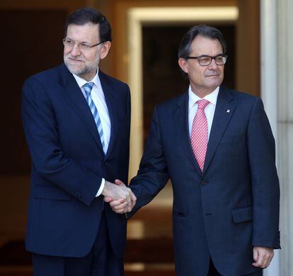 Rajoy y Mas discrepan sobre la consulta pero mantienen abierta la negociación.