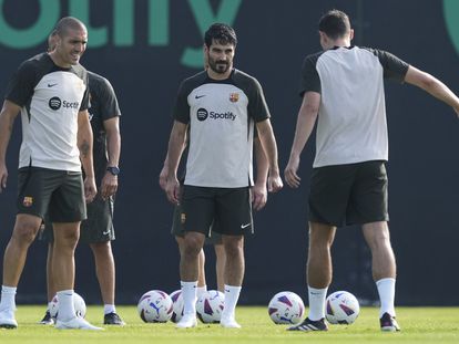 Ilkay Gündogan durante un entrenamiento del Barcelona, en la ciudad deportiva Joan Gamper.