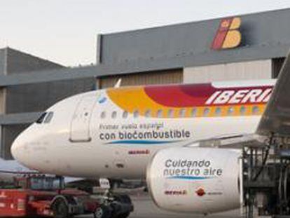 Iberia y Repsol han operado el primer vuelo español con biocombustible