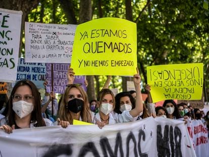 Concentración de Médicos Internos Residentes (MIR) frente al Ministerio de Sanidad, el 25 de mayo.